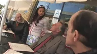 پرجوش brunette بیب Aliz ایک خوبصورت بڑے عضو تناسل کی طرف سے خراب ہو رہی ہے