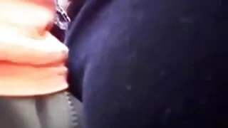 بڑے بوبڈ سنہرے بالوں والی برانڈی بی اپنے بڑے بونر سے لطف اندوز ہو رہی ہے۔