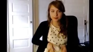 Busty brunette Kymberlee Anne کو یقینی طور پر شدید فحش پسند ہے۔