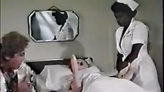خوبصورت brunette Fiji Falzz اچھی طرح سے ایک بڑے سیاہ ڈک کی طرف سے گڑبڑ ہو رہی ہے