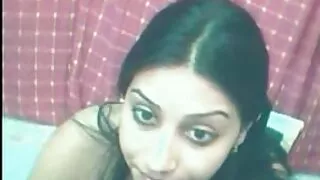 حیران کن سفید بیب شینا رائڈر نسلی مقعد کی کوشش کر رہی ہیں۔