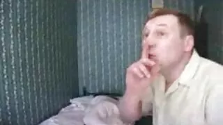 دلچسپ ہوٹی جوانا بلس اپنی بھوکی بلی دکھاتی ہے۔