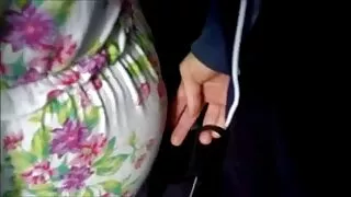 کیندر لسٹ کے ساتھ بڑے چھاتی کے ساتھ شاندار MILF ایک بہت بڑا لنڈ لیتا ہے۔
